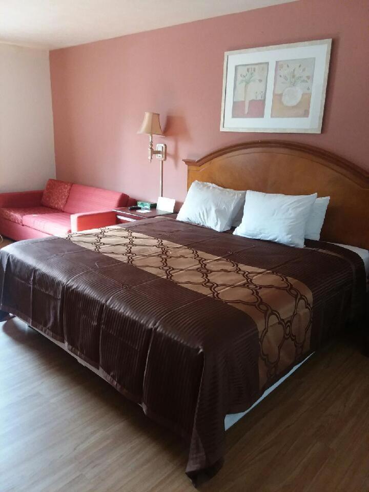 King Room interior
